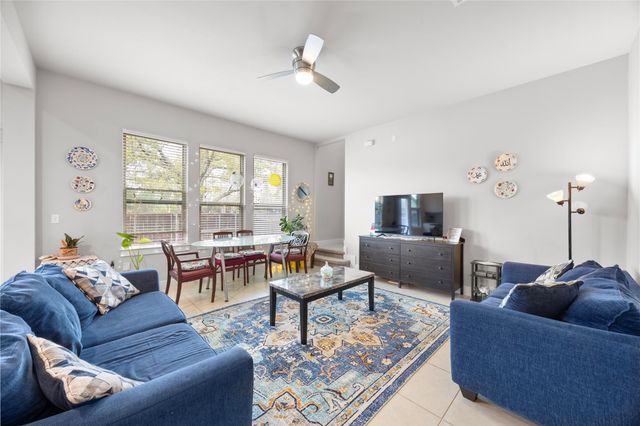 13001 Hymeadow DR 12, Austin, TX 78729