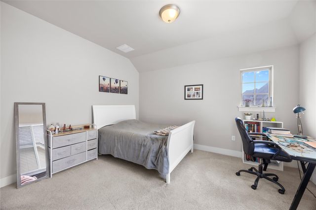 13001 Hymeadow DR 12, Austin, TX 78729