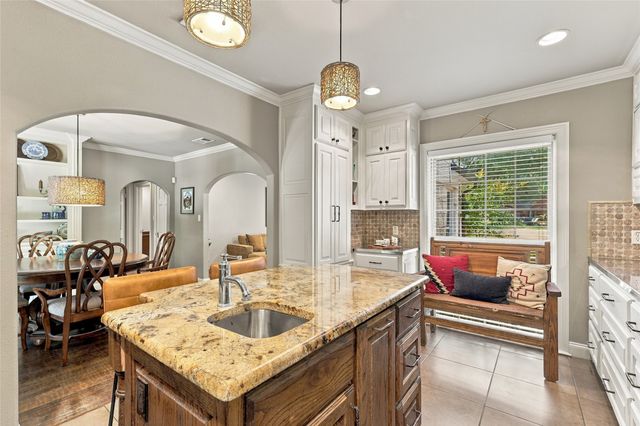 9807 Redondo Drive, Dallas, TX 75218