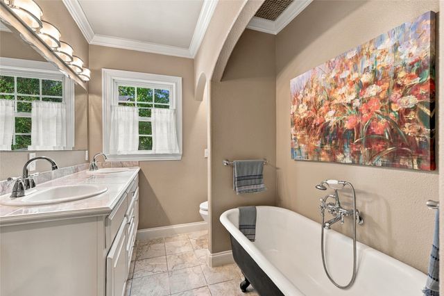 9807 Redondo Drive, Dallas, TX 75218