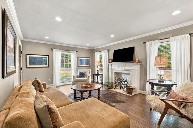 9807 Redondo Drive, Dallas, TX 75218