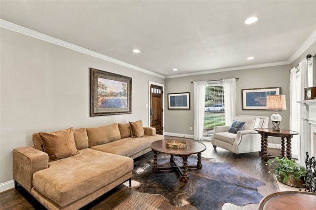 9807 Redondo Drive, Dallas, TX 75218