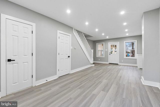 423 E MENTOR ST, Philadelphia, PA 19120