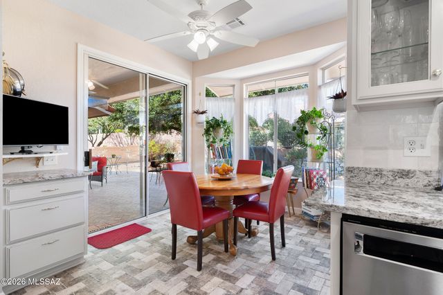 2379 E Nasturtium Street, Oro Valley, AZ 85755