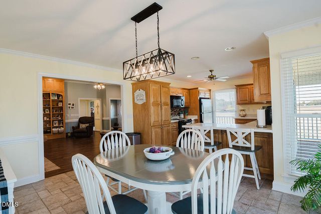 1676 Smithfield Highway, Newton Grove, NC 28366