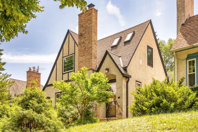 5348 15th Avenue S, Minneapolis, MN 55417