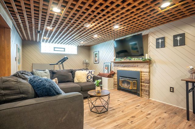 5348 15th Avenue S, Minneapolis, MN 55417