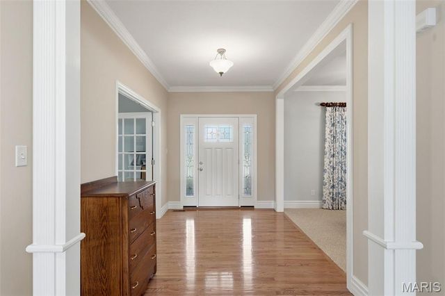 10209 Eddingham Terrace, St Louis, MO 63128