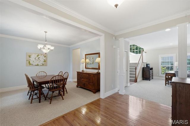 10209 Eddingham Terrace, St Louis, MO 63128