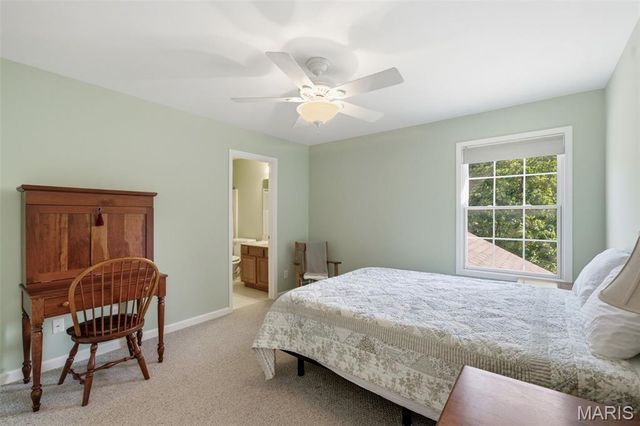 10209 Eddingham Terrace, St Louis, MO 63128