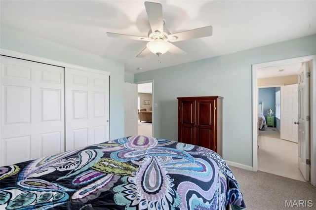 10209 Eddingham Terrace, St Louis, MO 63128
