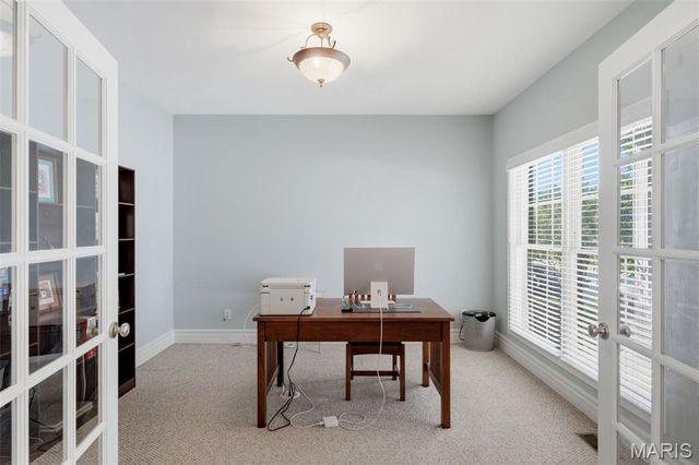 10209 Eddingham Terrace, St Louis, MO 63128