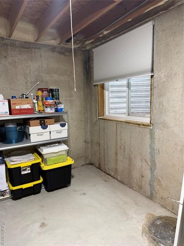 16290 Whitehead Drive, Linden, MI 48451