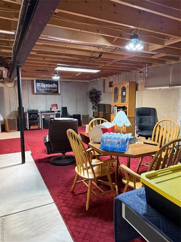 16290 Whitehead Drive, Linden, MI 48451