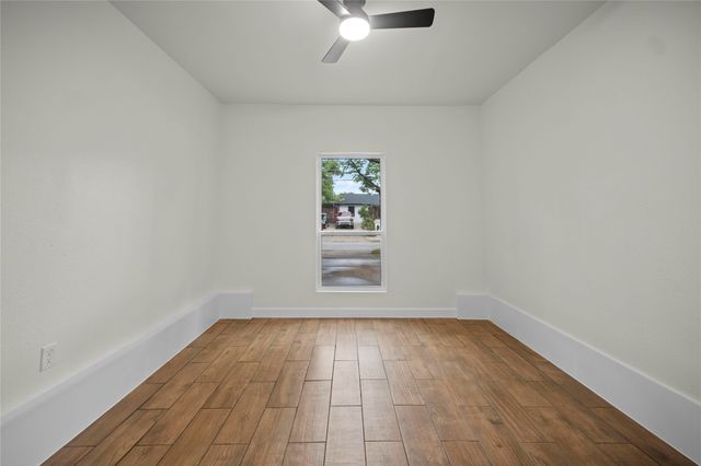 1110 Ryan Avenue, Carrollton, TX 75006