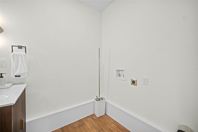 1110 Ryan Avenue, Carrollton, TX 75006