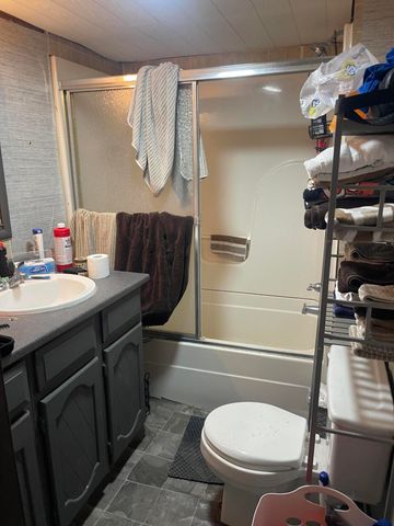 10256 Otter Drive, Neosho, MO 64850