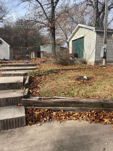 10256 Otter Drive, Neosho, MO 64850