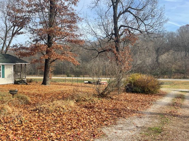 10256 Otter Drive, Neosho, MO 64850