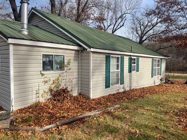 10256 Otter Drive, Neosho, MO 64850