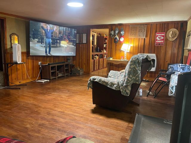 10256 Otter Drive, Neosho, MO 64850