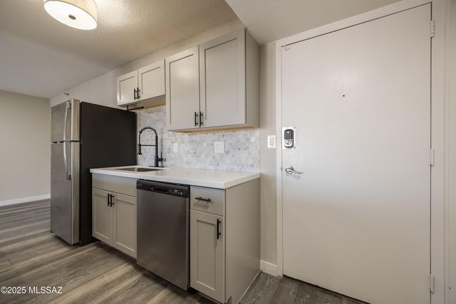 425 W Paseo Redondo Apt 5G, Tucson, AZ 85701