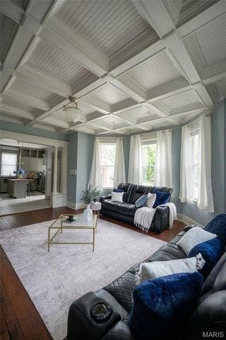 116 W Henry Street, Staunton, IL 62088