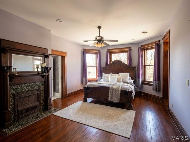 116 W Henry Street, Staunton, IL 62088