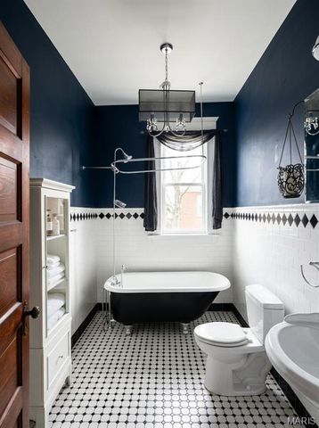 116 W Henry Street, Staunton, IL 62088