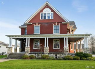 116 W Henry Street, Staunton, IL 62088