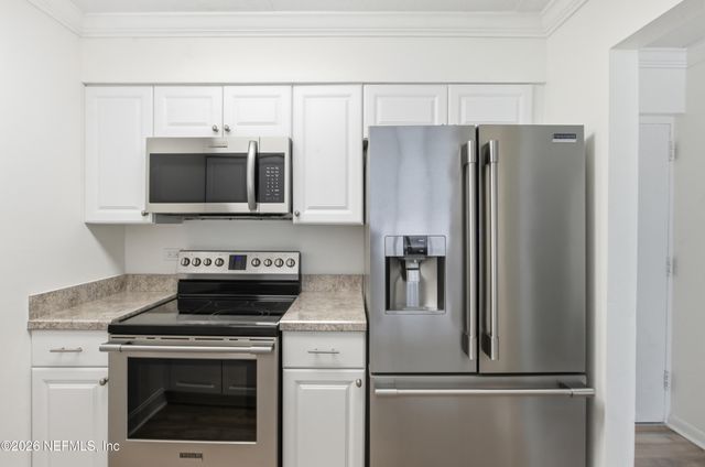 222 14TH Avenue N 109, Jacksonville Beach, FL 32250