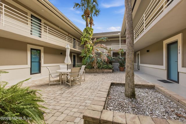 222 14TH Avenue N 109, Jacksonville Beach, FL 32250