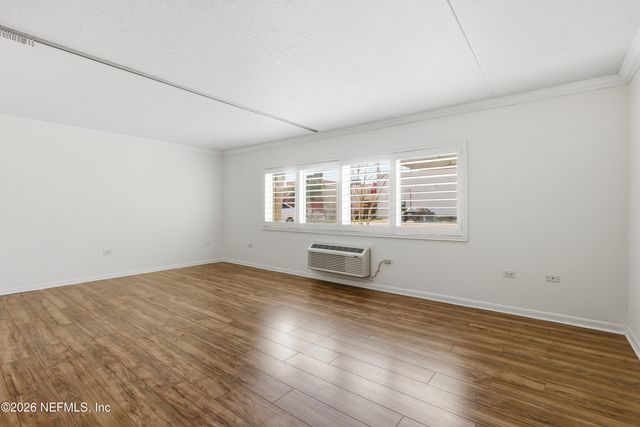 222 14TH Avenue N 109, Jacksonville Beach, FL 32250