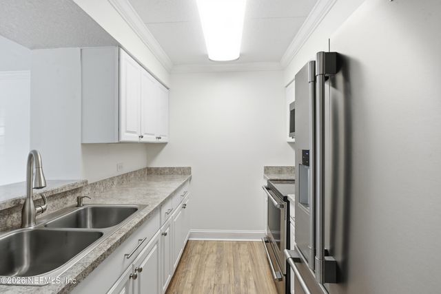 222 14TH Avenue N 109, Jacksonville Beach, FL 32250