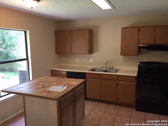 9923 MISTY PLAIN DR, San Antonio, TX 78245