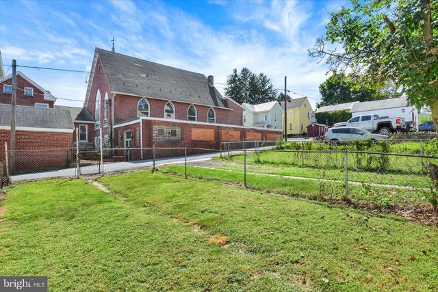 304 VALLEY ST, Marysville, PA 17053