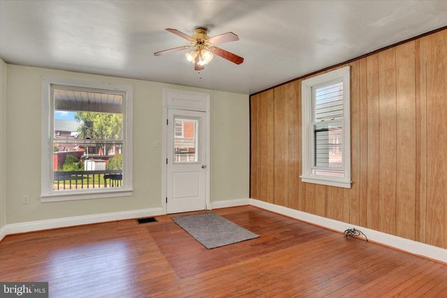 304 VALLEY ST, Marysville, PA 17053