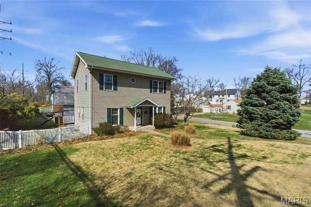 887 Dickson Street, St Louis, MO 63122