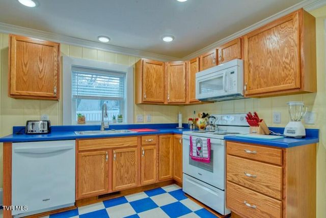 1200 Anderson Street, Bristol, TN 37620