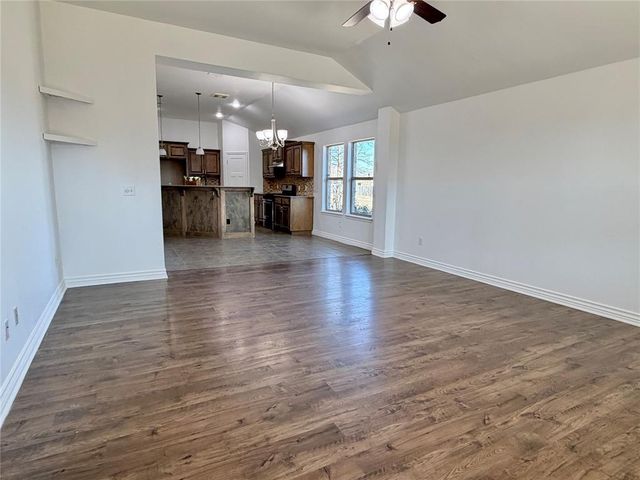 13300 SW 4th Terrace, Yukon, OK 73099