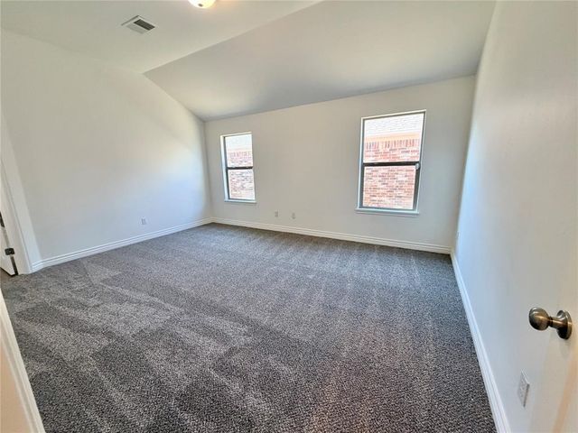 13300 SW 4th Terrace, Yukon, OK 73099