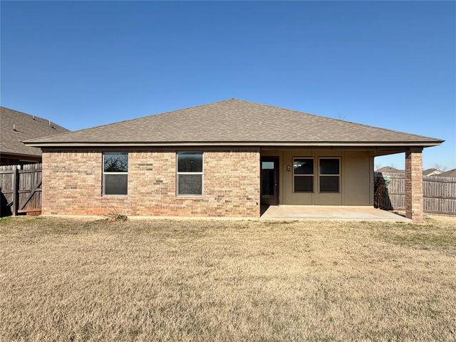13300 SW 4th Terrace, Yukon, OK 73099