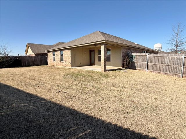 13300 SW 4th Terrace, Yukon, OK 73099
