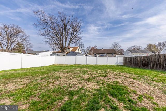 1037 MONMOUTH RD, Deptford, NJ 08096