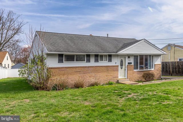 1037 MONMOUTH RD, Deptford, NJ 08096