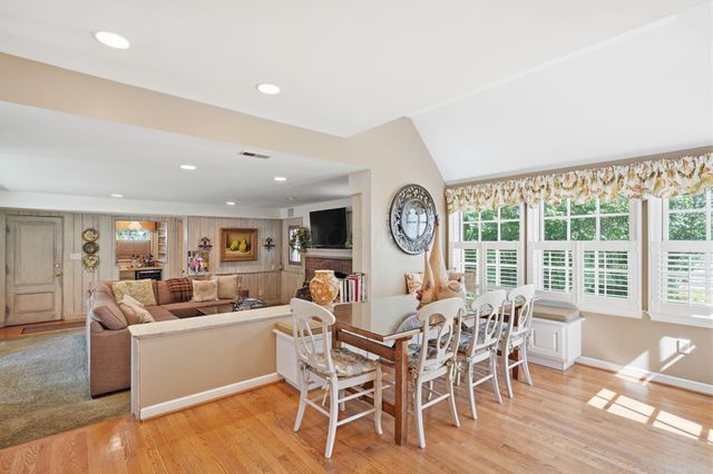 227 S Chesterfield Road, Columbus, OH 43209