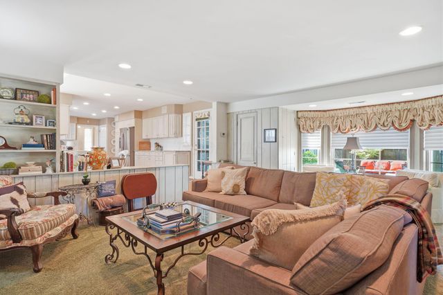 227 S Chesterfield Road, Columbus, OH 43209