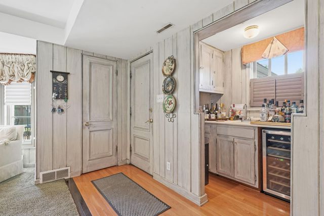 227 S Chesterfield Road, Columbus, OH 43209