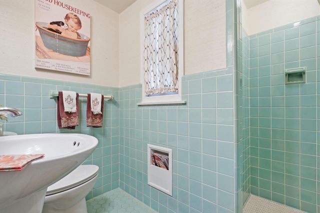 227 S Chesterfield Road, Columbus, OH 43209