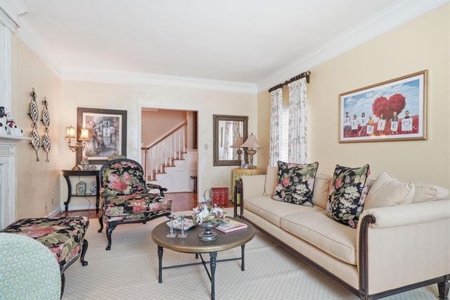 227 S Chesterfield Road, Columbus, OH 43209